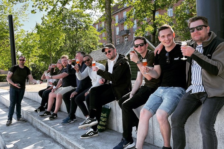 Groupe of people on Amager Krimi Craft BeerWalk