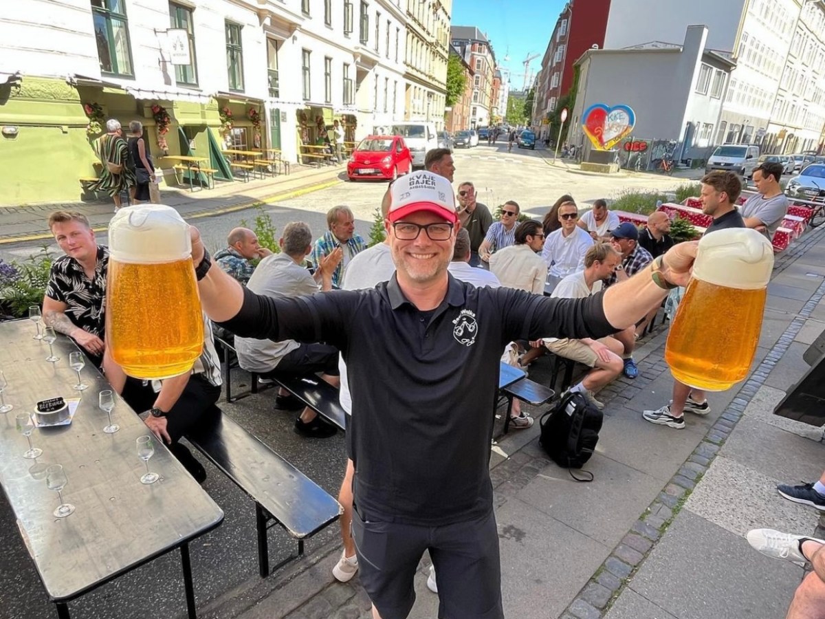 Christoffer BeerWalks